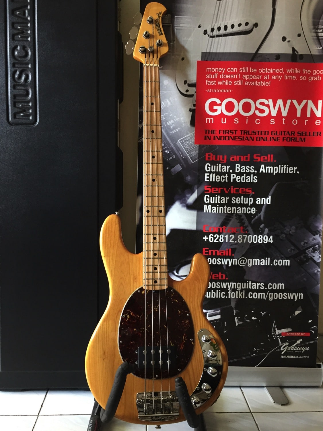 Sold !! ** Ernie Ball Musicman Usa Stingray Piezo 4 String Bass