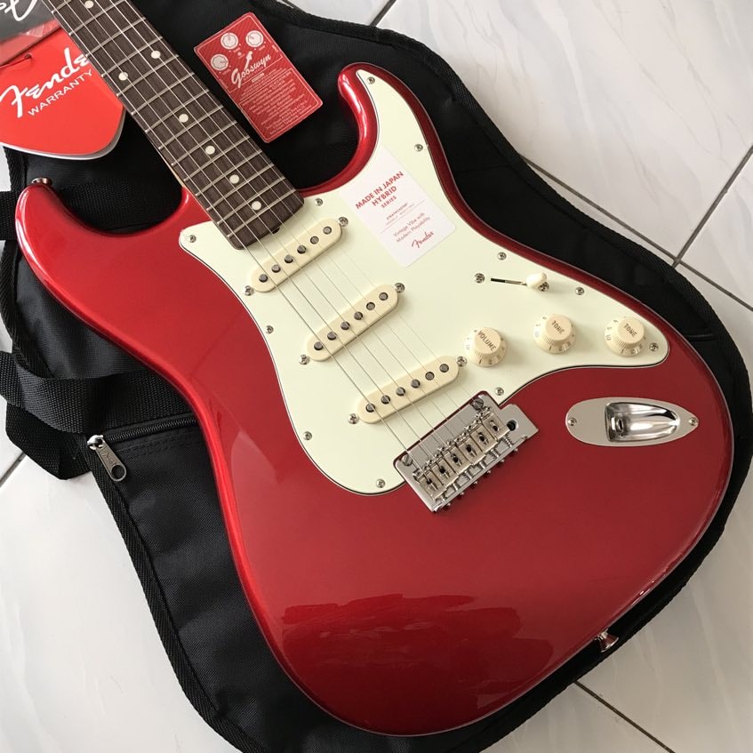 Stock Kosong !! ** Fender Japan Hybrid '60s Stratocaster Candy