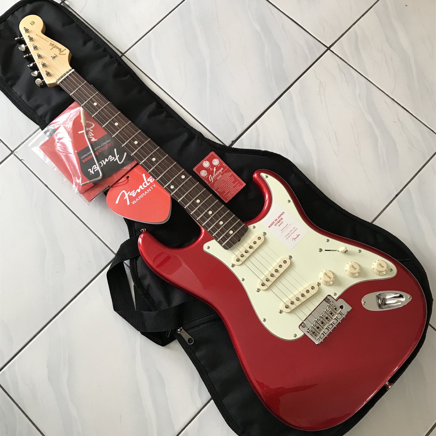 Stock Kosong !! ** Fender Japan Hybrid '60s Stratocaster Candy