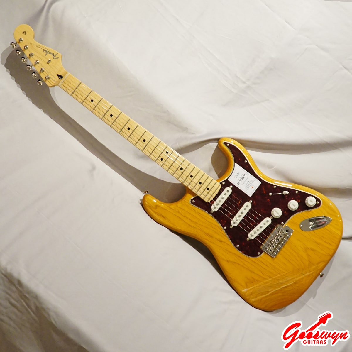 Fender Japan Hybrid II Stratocaster – Vintage Natural – Maple