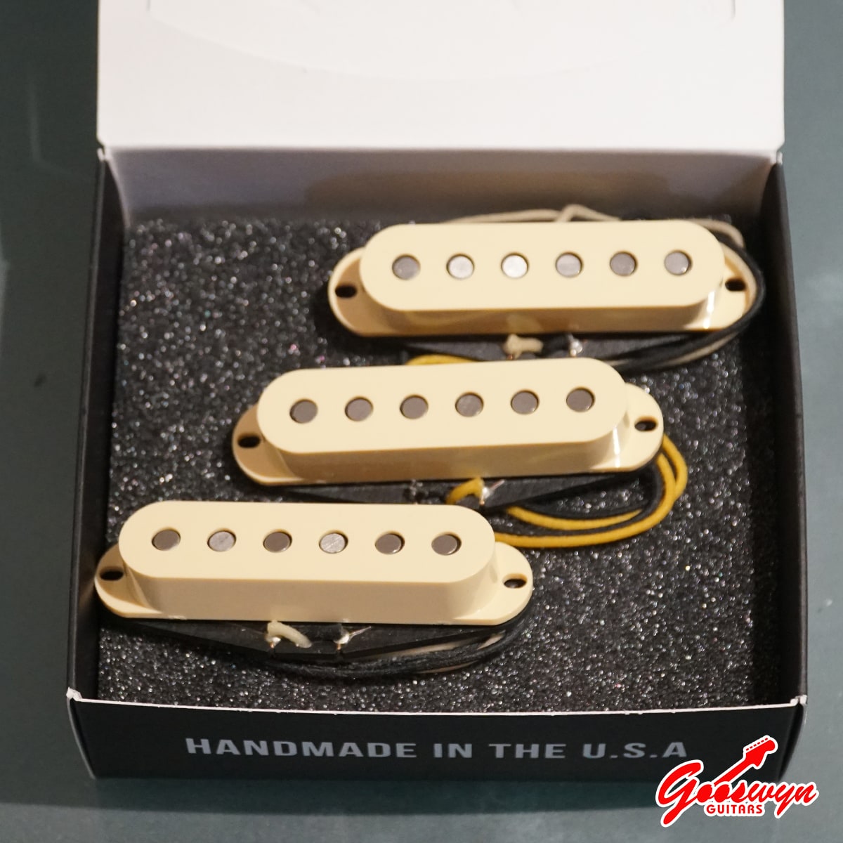 Lollar Pickups Strat Vintage Blonde Set Flat Pole - Cream Cover