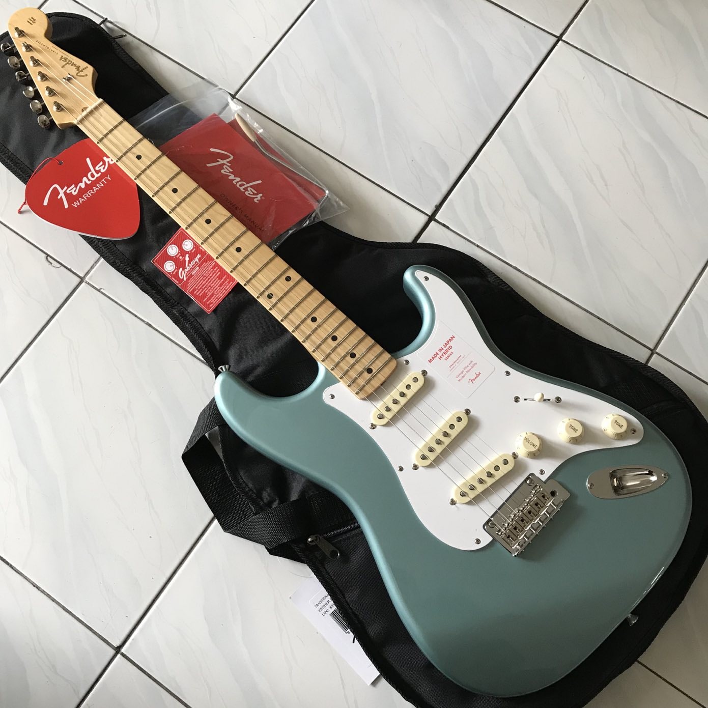 Stock Kosong !! ** Fender Japan Hybrid '50s Stratocaster Ocean