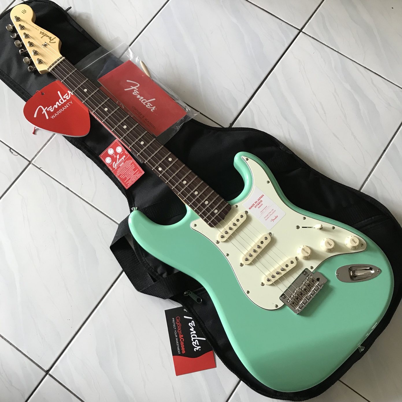 No Stock !! ** Fender Japan Hybrid '60s Stratocaster Surf Green 