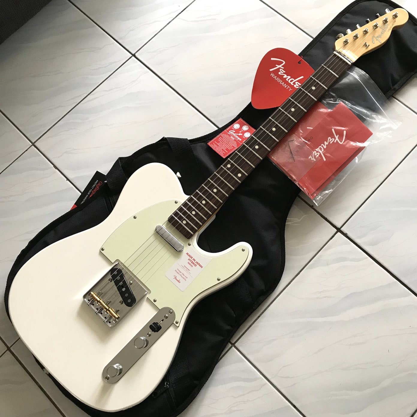 No Stock !! ** Fender Japan Hybrid '60s Telecaster White – Gooswyn