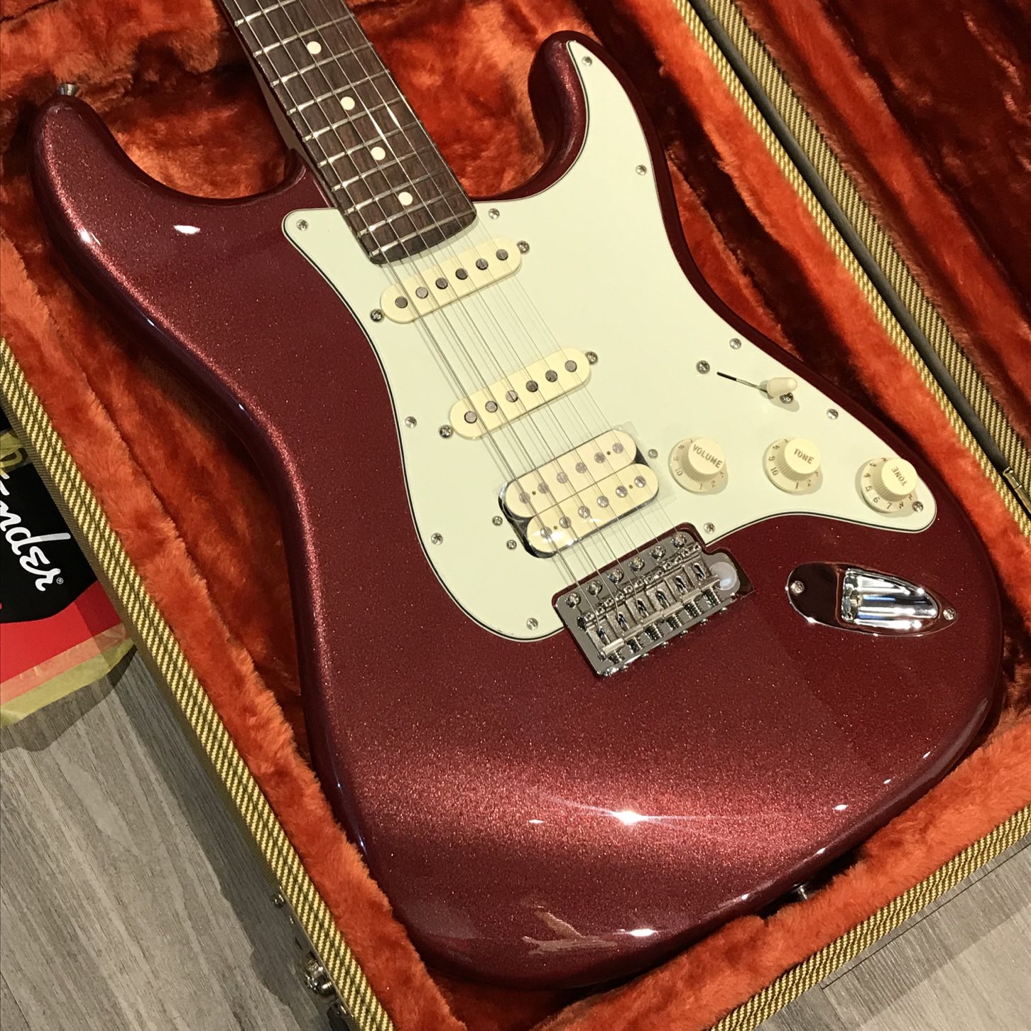 Fender Usa American Performer Stratocaster Hss – Aubergine