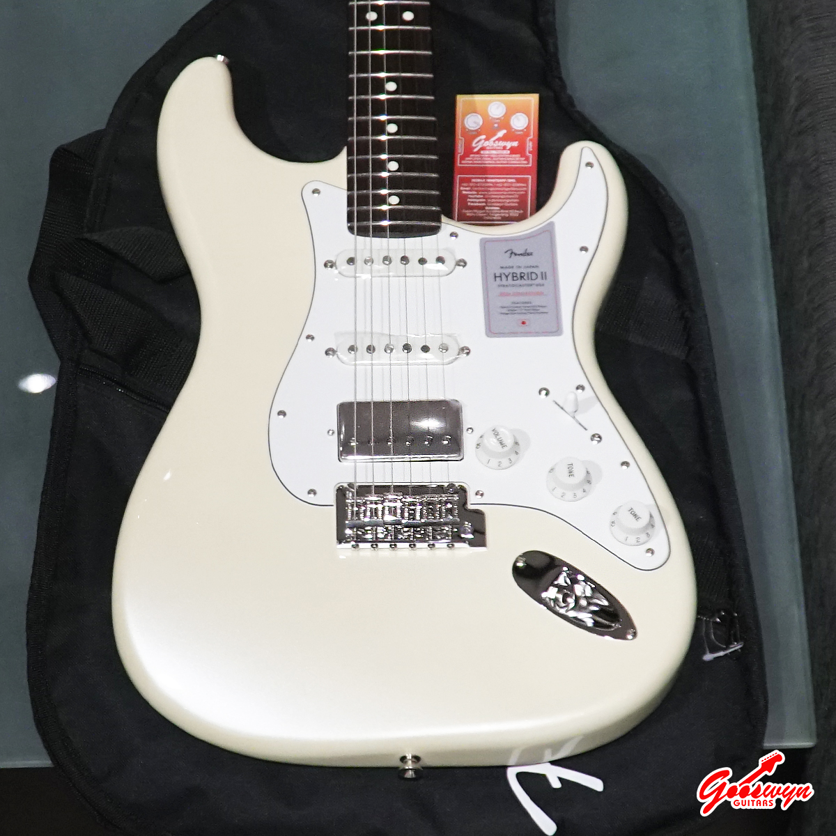 2024 Collection Fender Hybrid II Stratocaster HSS Olympic Pearl 