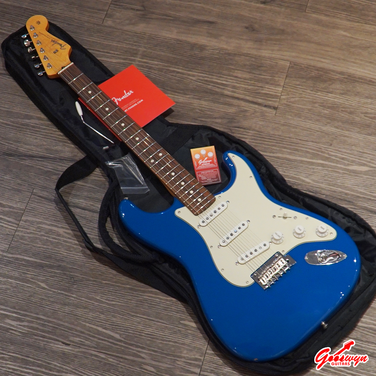 USED 2021 Fender Japan Hybrid II Stratocaster Forest Blue Rosewood Fingerboard 130726 1C