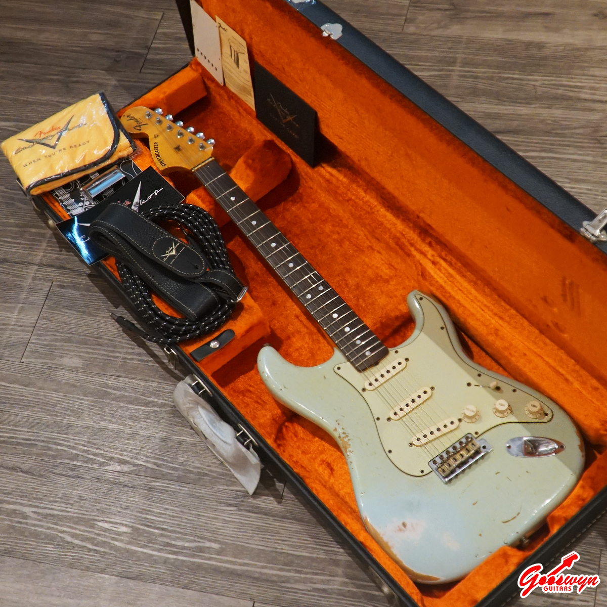 USED 2013 Fender Custom Shop 1969 Stratocaster Reverse Headstock Relic Sonic Blue 290826 1C