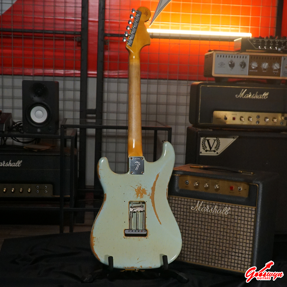 USED 2013 Fender Custom Shop 1969 Stratocaster Reverse Headstock Relic Sonic Blue 290826 4A